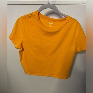 Orange crop top, women’s large, breathable